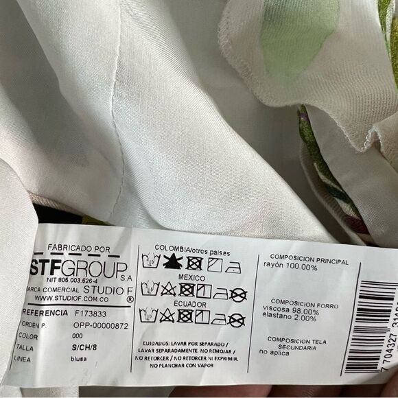 STUDIO F Palm Print Cropped Knit Tank Top Size S - Picture 7 of 7